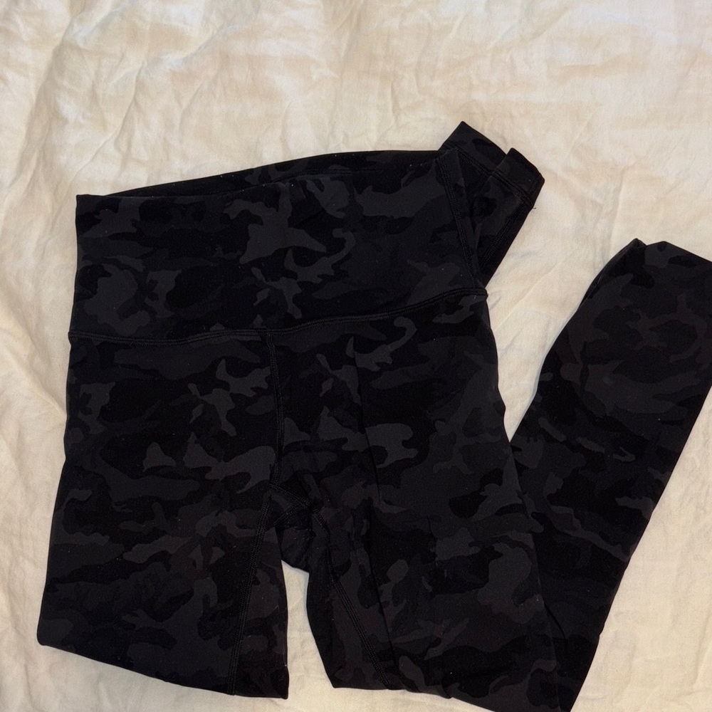 Lululemon Wunder Train Black Camouflage Leggings - 6